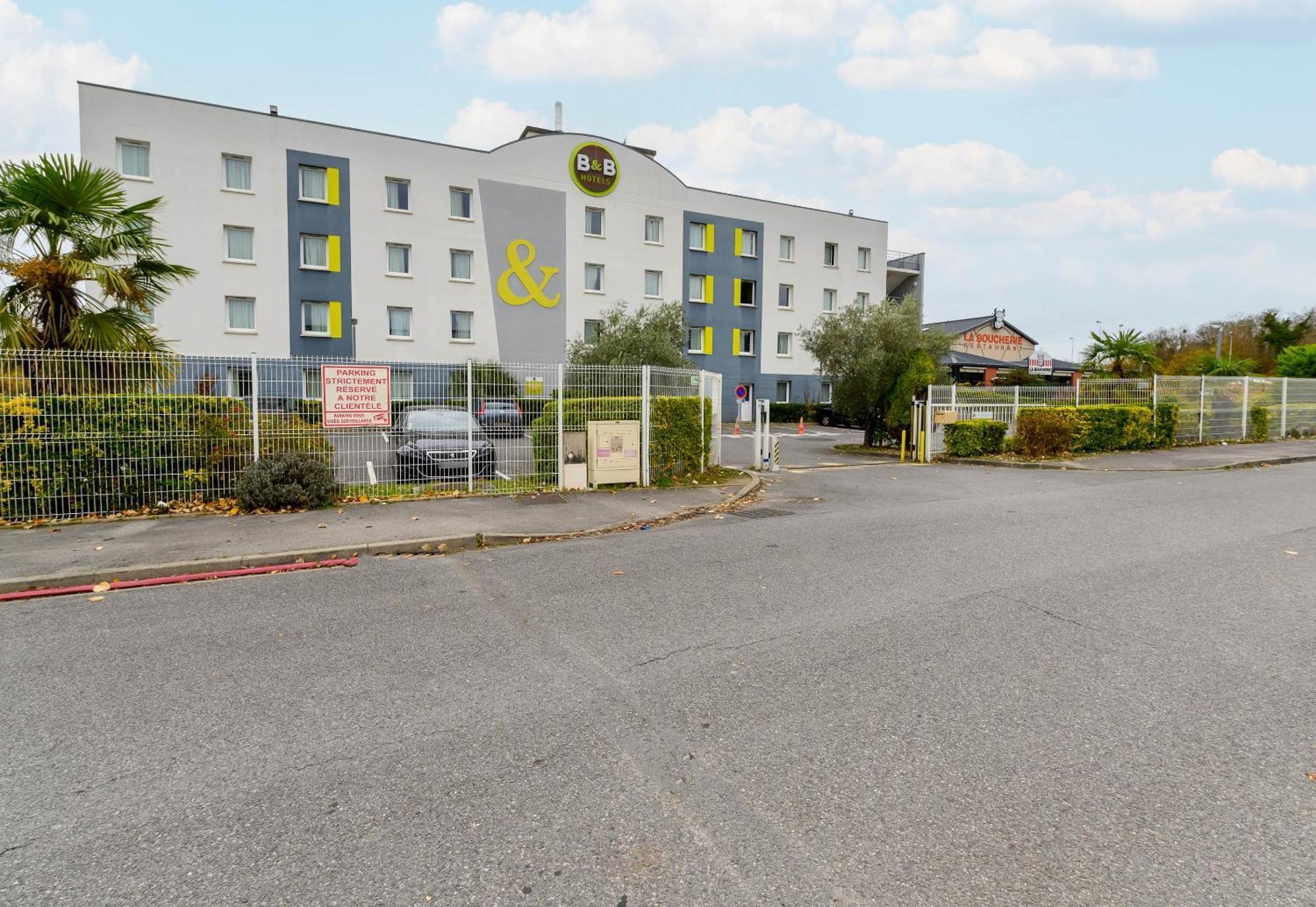B&B Hotel Creil Chantilly Exterior photo